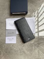 メンズ ディオール財布激安通販 長財布 二つ折り 型番Z0BBC002 ロング ジップ 本革 simple 人気 ブラック