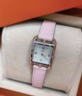 魅力的なスタイル エルメス時計ベルト激安通販 ウォッチ シンプル 品質保証 牛革バンド ガラス 方形 腕時計 文字盤 シルバー ピンク