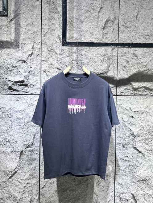 2024年のお買い得品 バレンシアガ ロックt偽物 simple Tシャツ 純綿 通気性いい 高級感 ブルー