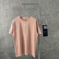 ロエベ tシャツ ウィメンズＮ級品 100％綿 ドライな肌触り トップス 半袖 胸にロゴ刺繡 夏服 丸首 シンプル ピンク