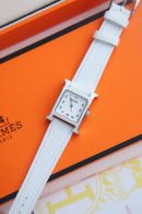 魅力的なスタイル 時計 ブランド エルメスコピー H形ケース シンプル 牛革 ウォッチ 腕時計 白い文字盤 人気販売 直径21㎜ ホワイト