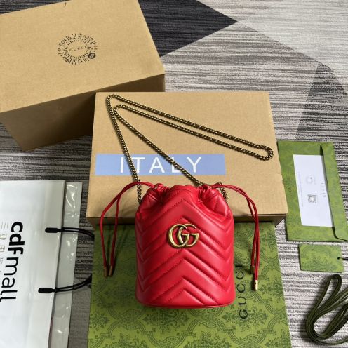 gucci ハンドバッグ偽物 牛革 型番575163 肩掛けバッグ バケットバッグ MINI 人気定番 レディース レッド