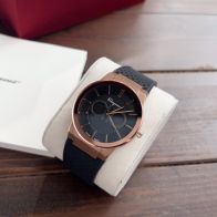 魅力的なスタイル 腕時計 フェラガモスーパーコピービジネス ウォッチ 文字盤 メンズ  超薄い レザーバンド ブラック