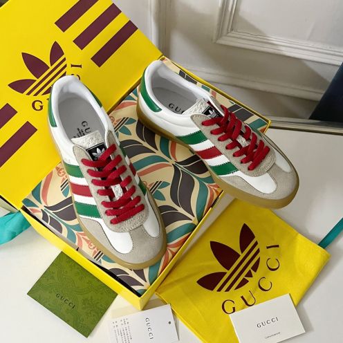 最新到着‼グッチ レディース スニーカー偽物 運動 adidas x Gucciコラボ ランニング カップル 防滑 カジュアル ブラウン