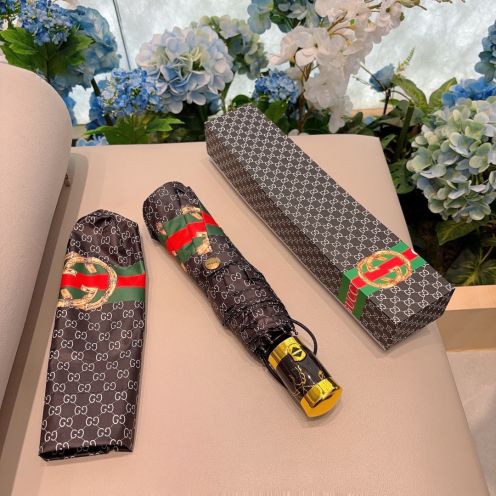 gucci 傘 アクセサリーコピー 日焼け止め 折り遮光 UVカット 紫外線防止 長さ30㎝ 三つ折り 自動開き ブラック