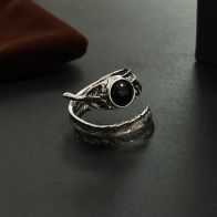 ゴローズ 指輪偽物 リング 手作り パンクロッカー 男女兼用 高級品 シンプル 羽形 一番安い シルバー