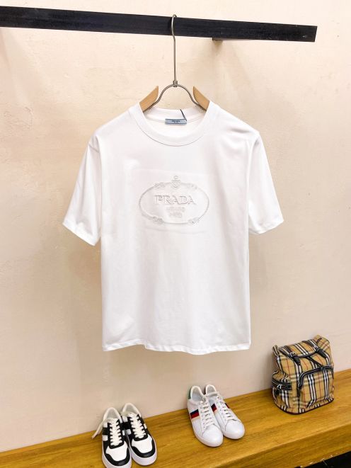 超激得価格 prada t シャツスーパーコピー トップス 純綿 半袖 夏新品 柔らかい シンプル ホワイト