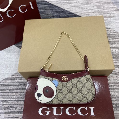 gucci バックコピー チェーンバッグ ハイドバッグ レザー 牛革 シンプル 花柄 818763 レッド