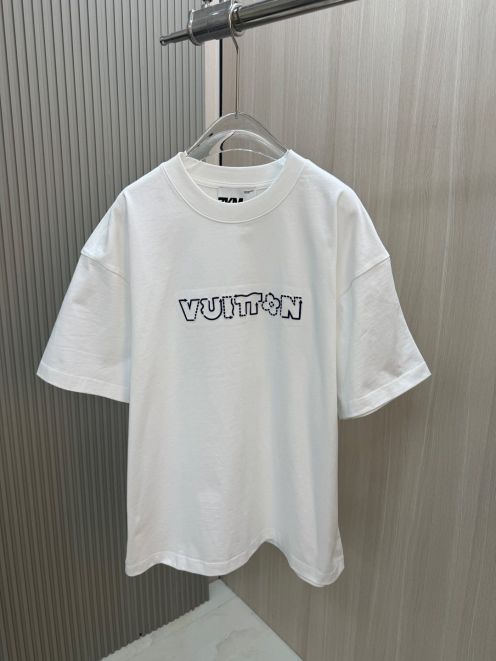 今季のおすすめ ルイヴィトンtシャツコーデ偽物 トップス 半袖 プリント 純綿 シンプル 男女兼用 ロゴプリント ホワイト