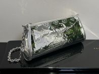 ルイ・ヴィトン 偽物 シルバーモノグラム チェーンポーチ 2026新作 高再現度 高級感仕上げ 精密ディテール 安心サイト