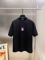 ルイヴィトン 2026新作 半袖Tシャツ スーパーコピー 高再現度 精密ディテール再現 品質管理徹底 安心の日本倉庫 即納対応 通気 快適な着心地 男女兼用