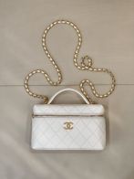 シャネル ハイブランド キルティングレザーチェーンショルダーバッグ ミニハンドバッグ 上品モデル 高評価