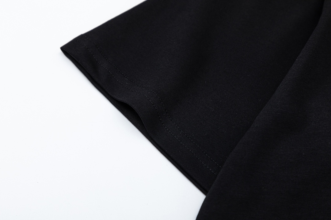 乾きやすい バレンシアガ アパレル偽物 シンプル 純綿 ロゴプリント トップス 半袖 品質保証 ブラック_12
