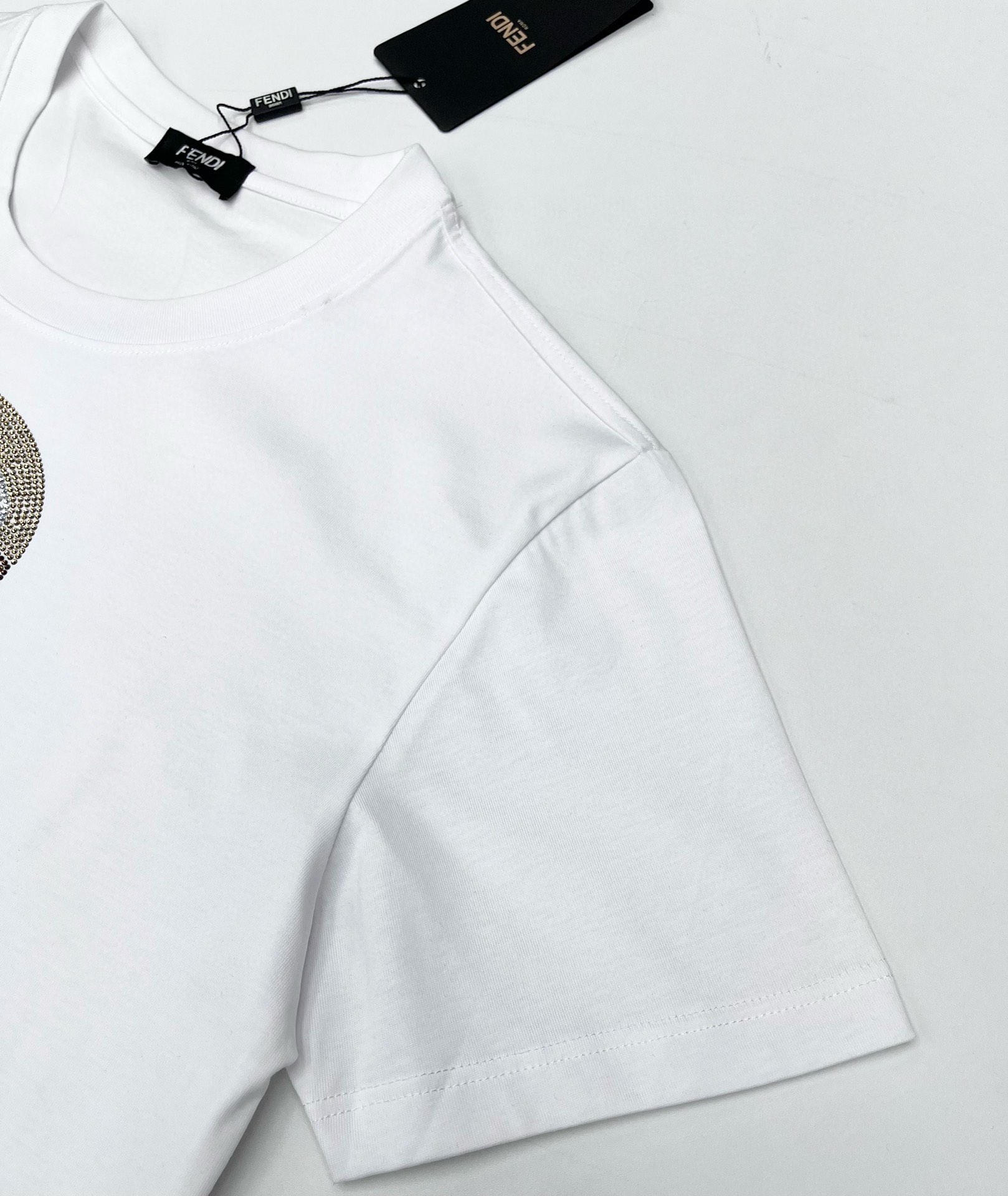 最新の2024年 フェンディ t シャツ メンズＮ級品 トップス プリント 純綿 短袖 柔らかい メンズ ホワイト_5