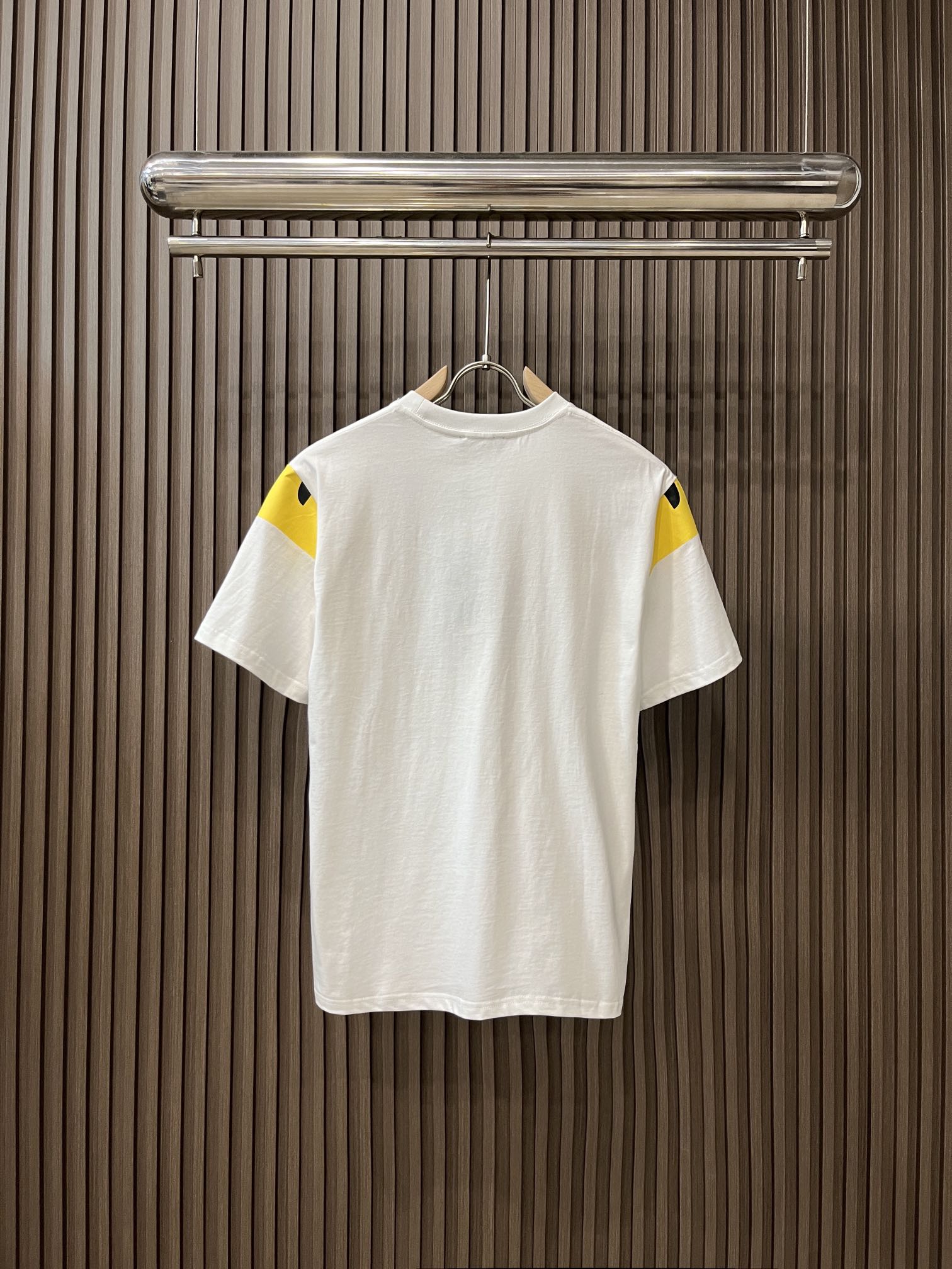 お値打ち価格 fendi t シャツ メンズ激安通販 トップス 純綿 柔らかい 特別なデサント プリント ホワイト_8