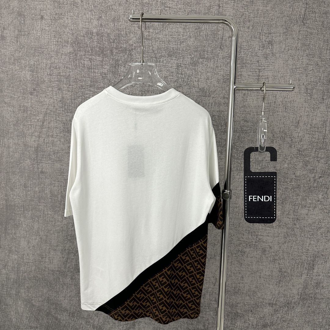 セール開催中 fendi メンズ シャツ激安通販 純綿 トップス Tシャツ ゆったり 半袖 夏 シンプル ホワイト_2