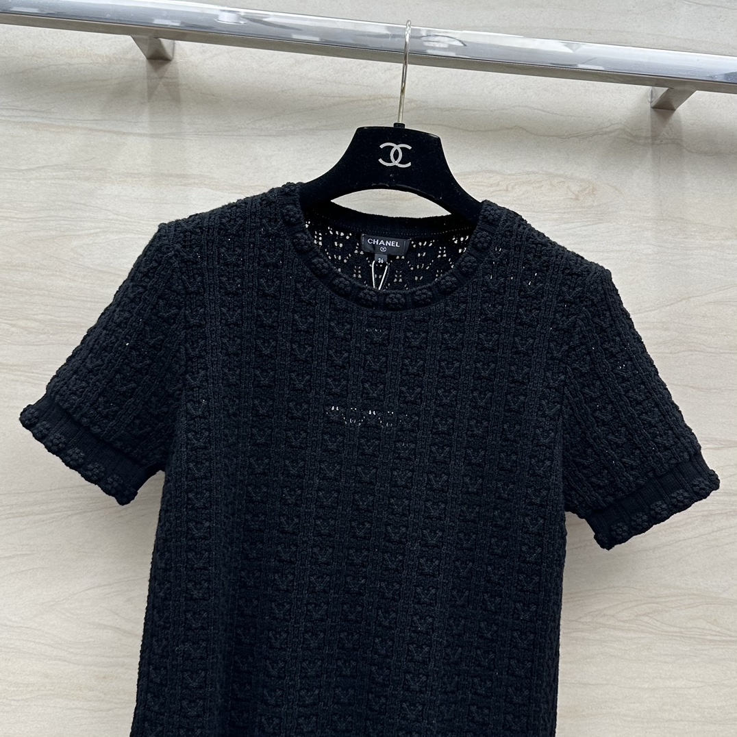 シャネル t シャツ偽物 心地よい着用感 純綿 トップス 半袖 シンプル 高級感 品質保証 ブラック_2