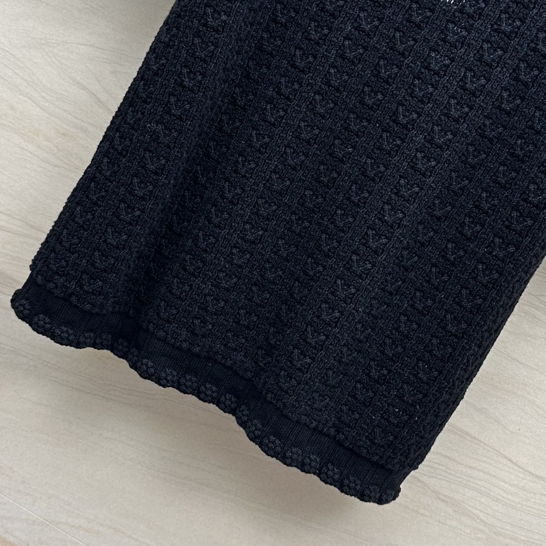 シャネル t シャツ偽物 心地よい着用感 純綿 トップス 半袖 シンプル 高級感 品質保証 ブラック_9