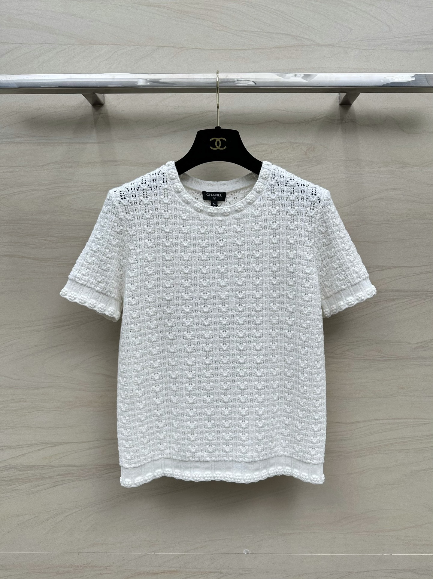 chanel t シャツコピー 心地よい着用感 純綿 トップス 半袖 シンプル 高級感 品質保証 ホワイト_1
