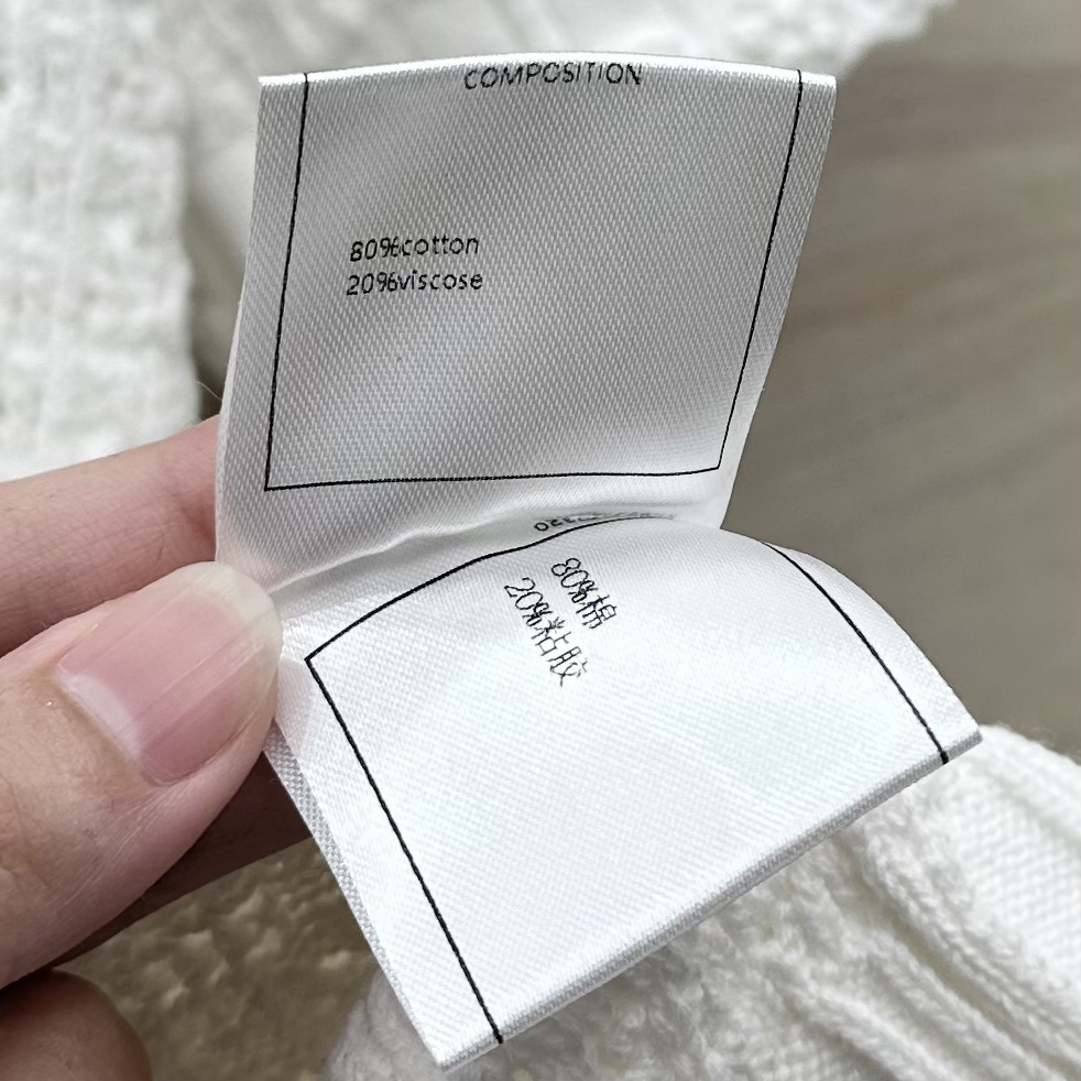 chanel t シャツコピー 心地よい着用感 純綿 トップス 半袖 シンプル 高級感 品質保証 ホワイト_5