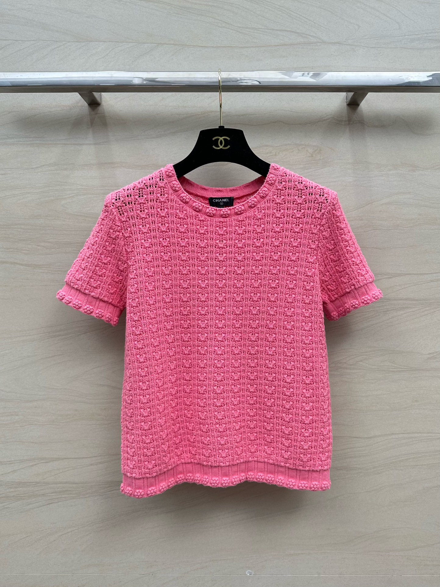 シャネル t シャツ レディーススーパーコピー 心地よい着用感 純綿 トップス 半袖 シンプル 高級感 品質保証 ピンク_1