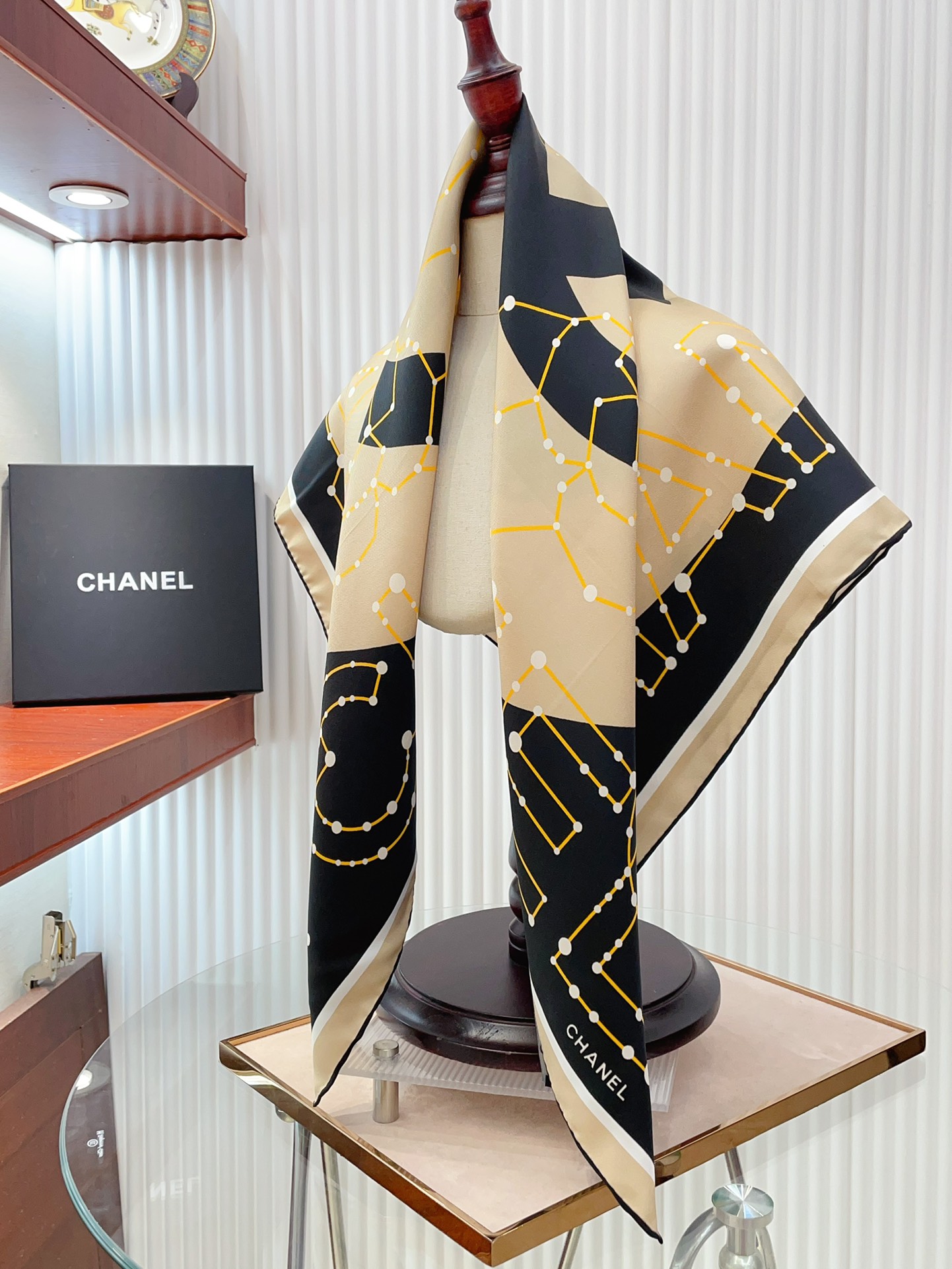 シャネルスカーフ激安通販 シルク 人気定番 美しい ロゴマーク シンプル ファッション レディース ブラウン_8