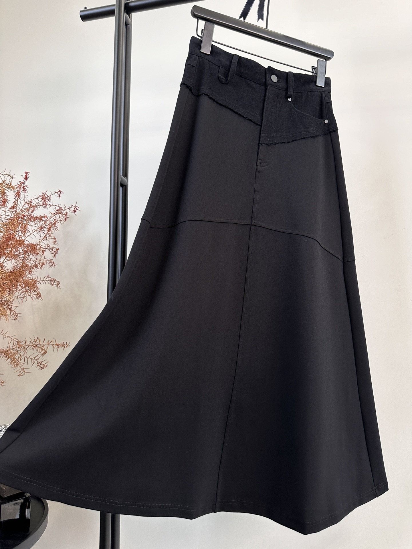 セリーヌ スカート偽物 多様なデザイン A形 シンプル ロング 女性 下着 大人気 ブラック_4