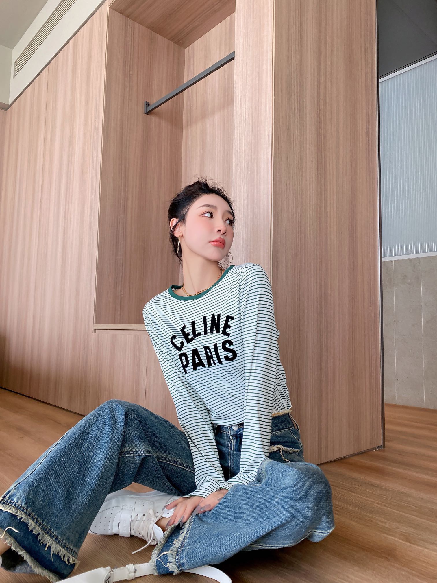 セリーヌのtシャツ偽物 シンプル 純綿 長袖トップス ログｔ 品質保証 高級感溢れる 縞模様 グリーン_6