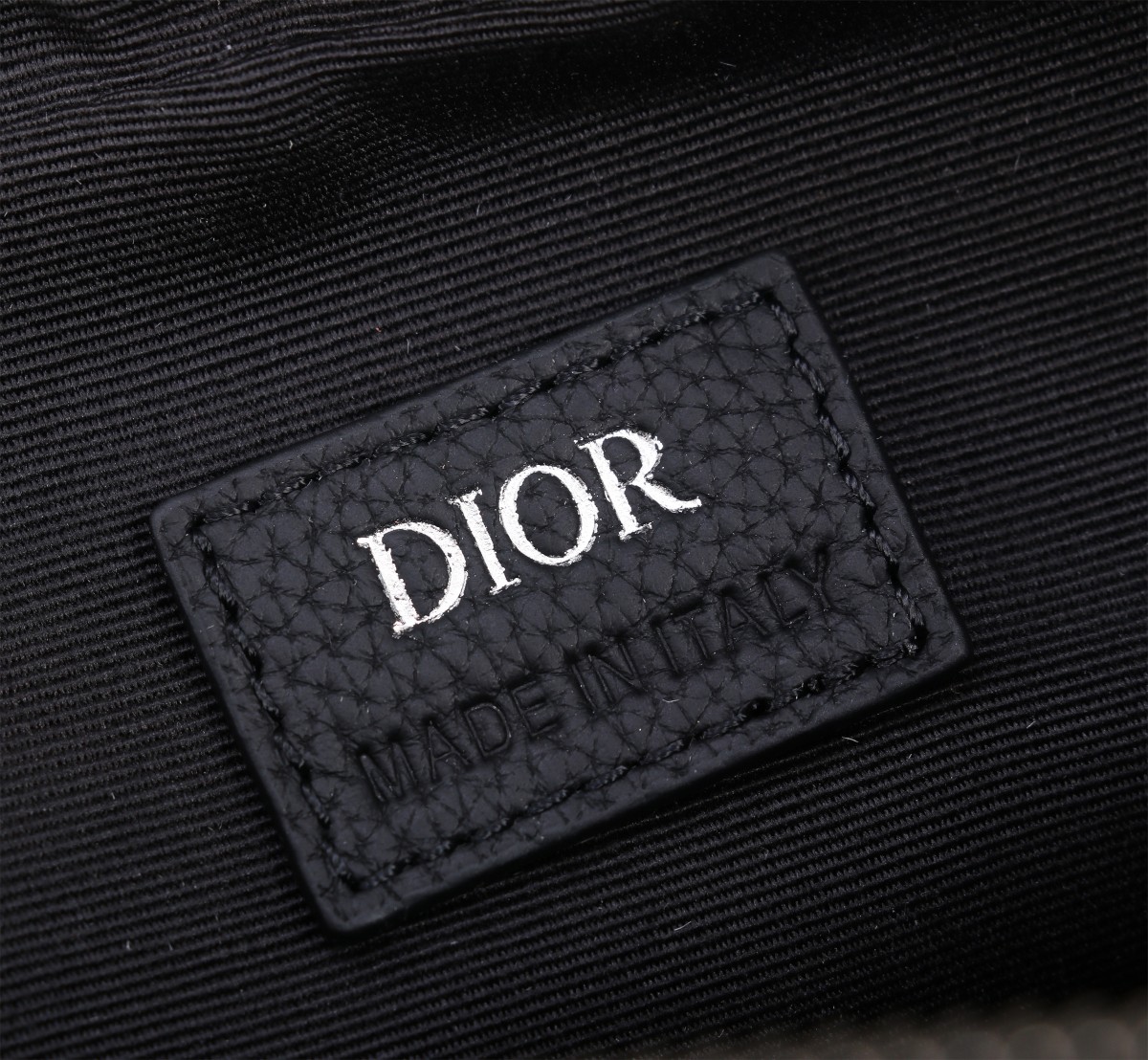 お得品‼dior ショルダー バッグコピー プリント 斜め掛けバッグ 型番1ADPO276 牛革 シンプル メンズ ブラック_9