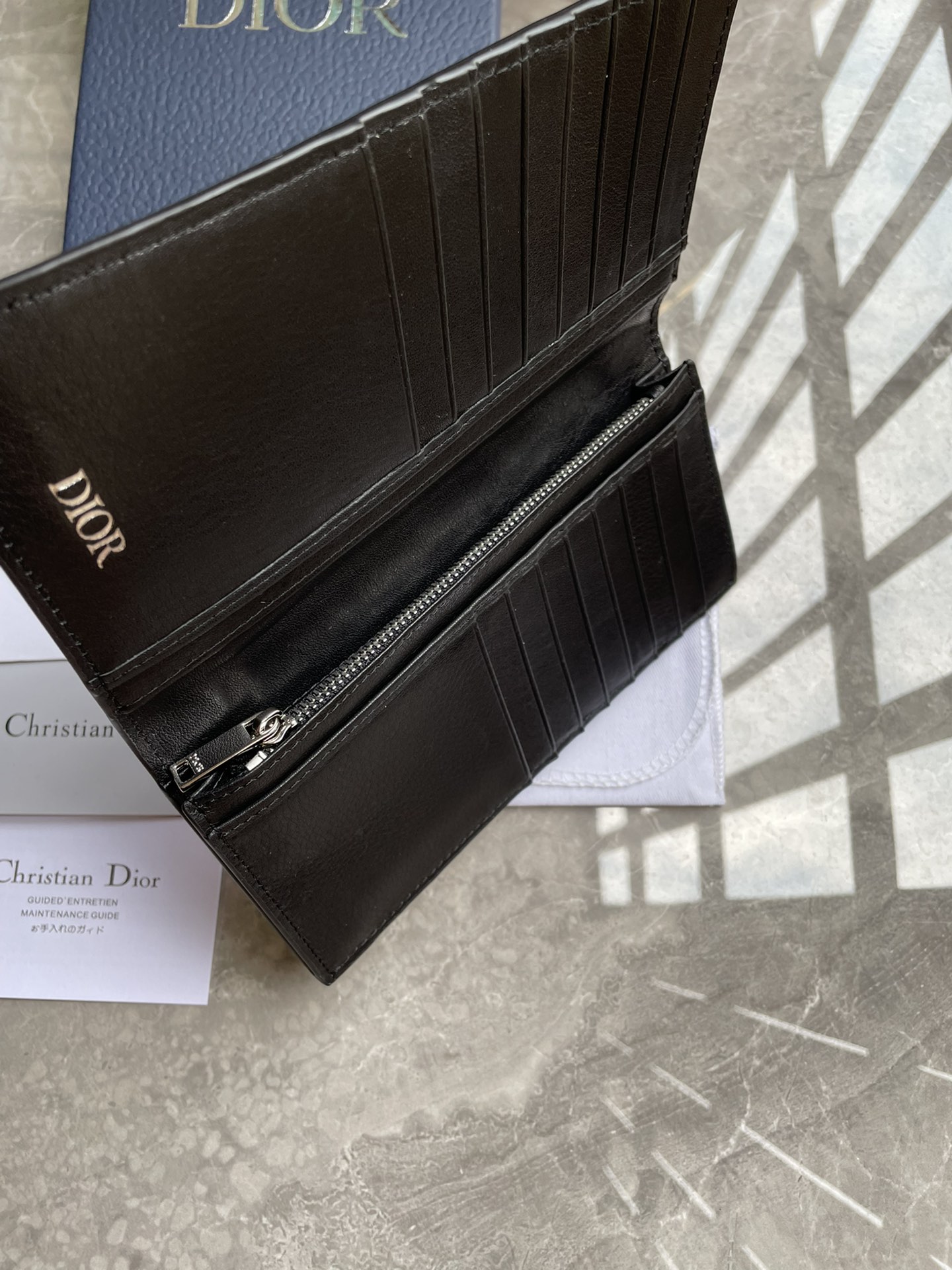 メンズ ディオール財布激安通販 長財布 二つ折り 型番Z0BBC002 ロング ジップ 本革 simple 人気 ブラック_5