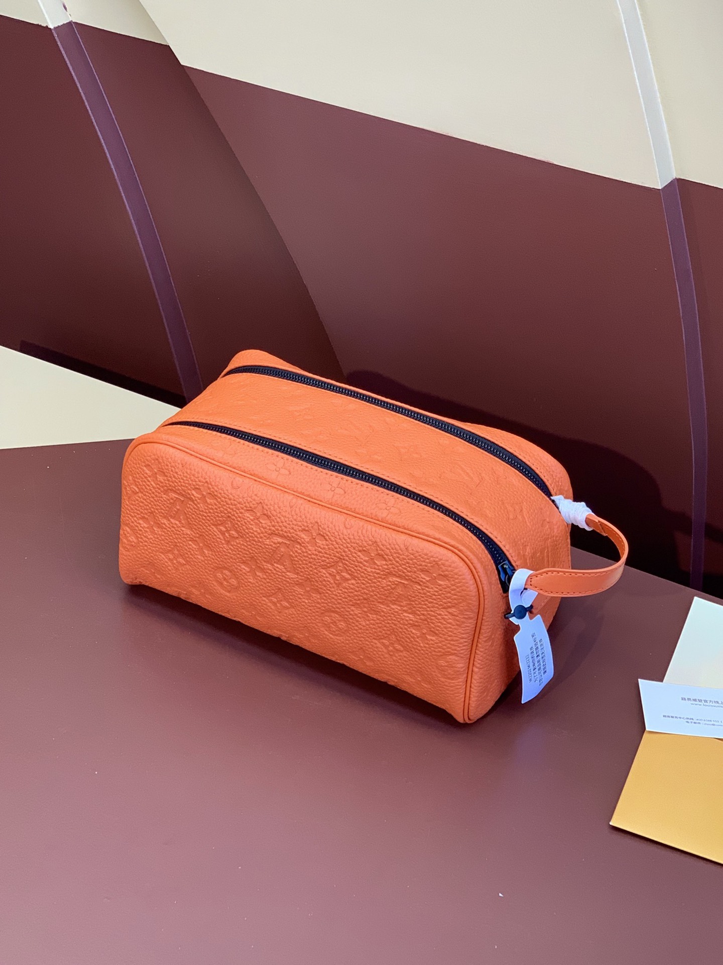 ヴィトン バッグ 色移り激安通販 型番M82576 洗濯バッグ 旅行用 トラベルポーチ 便利 オレンジ色_1