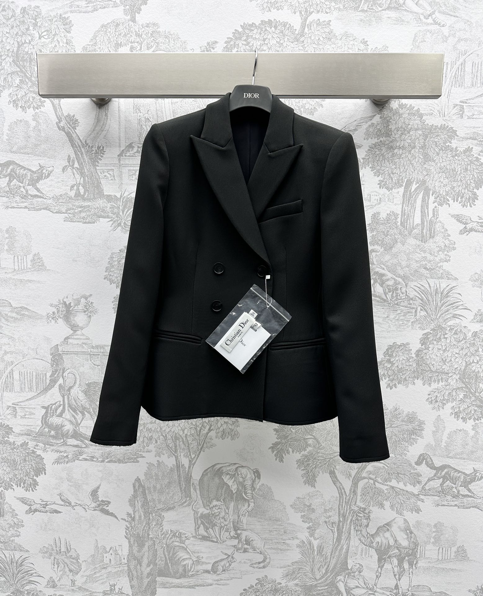 ディオールジャケットコピー スーツ トップス 柔らかい 高級感 日常服 ビジネス 通勤 ハンサム ブラック_1