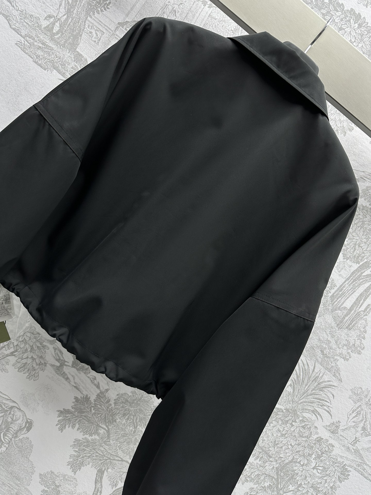 グッチアウタースーパーコピー デニム素材 トップス 刺繍 ゆったり 柔らかい ジャケット ファッション ブラック_6