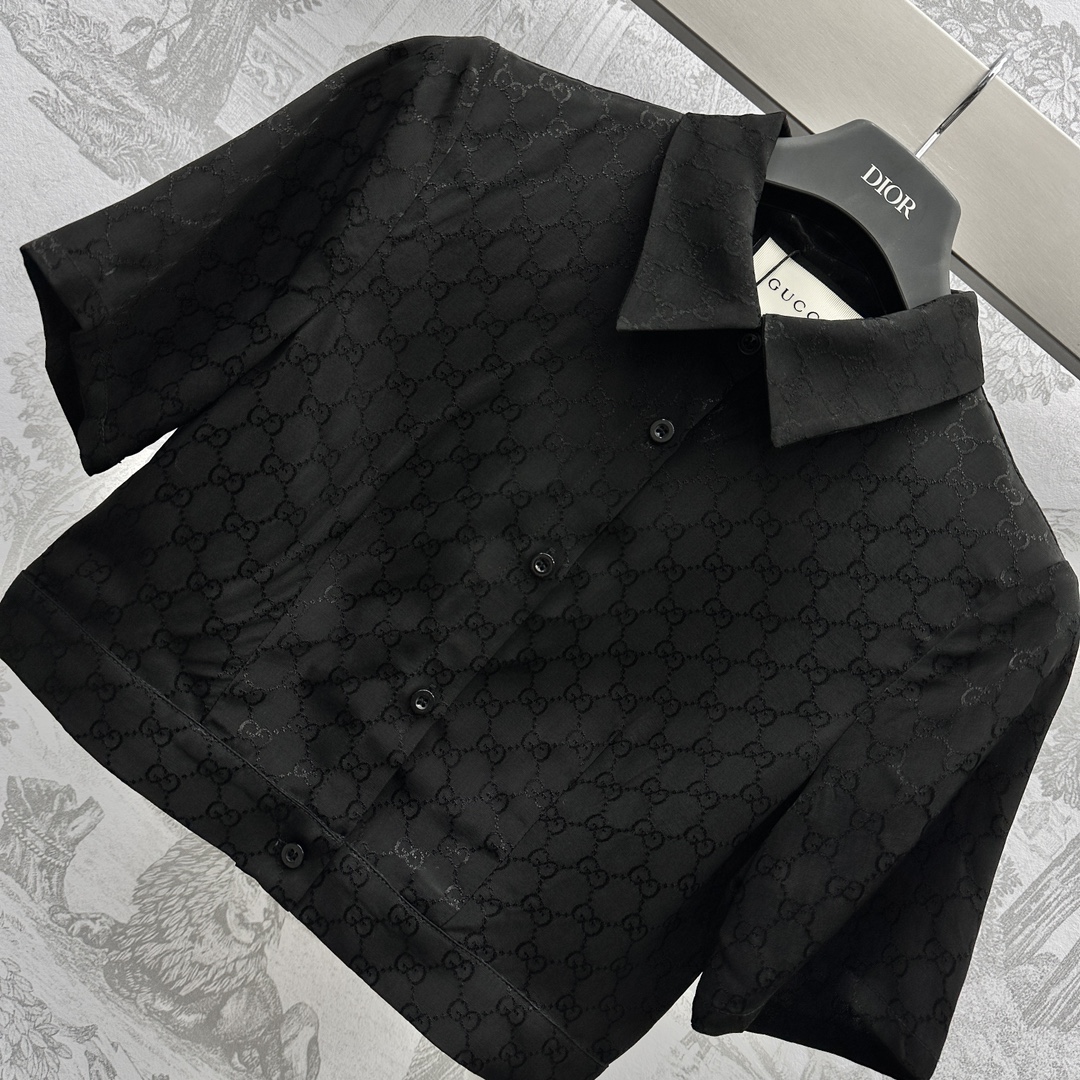 gucci ムートン ジャケットコピー セット トップス スカート 日常服 ビジネス 半袖シャツ レディース ブラック_3