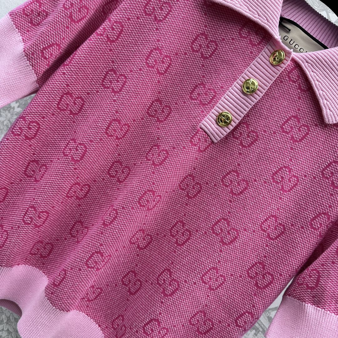 華やかな雰囲気 グッチセーター偽物 ニット素材 襟付き トップス 半袖 柔らかい 目立ち 花柄 ファッション感 ピンク_4