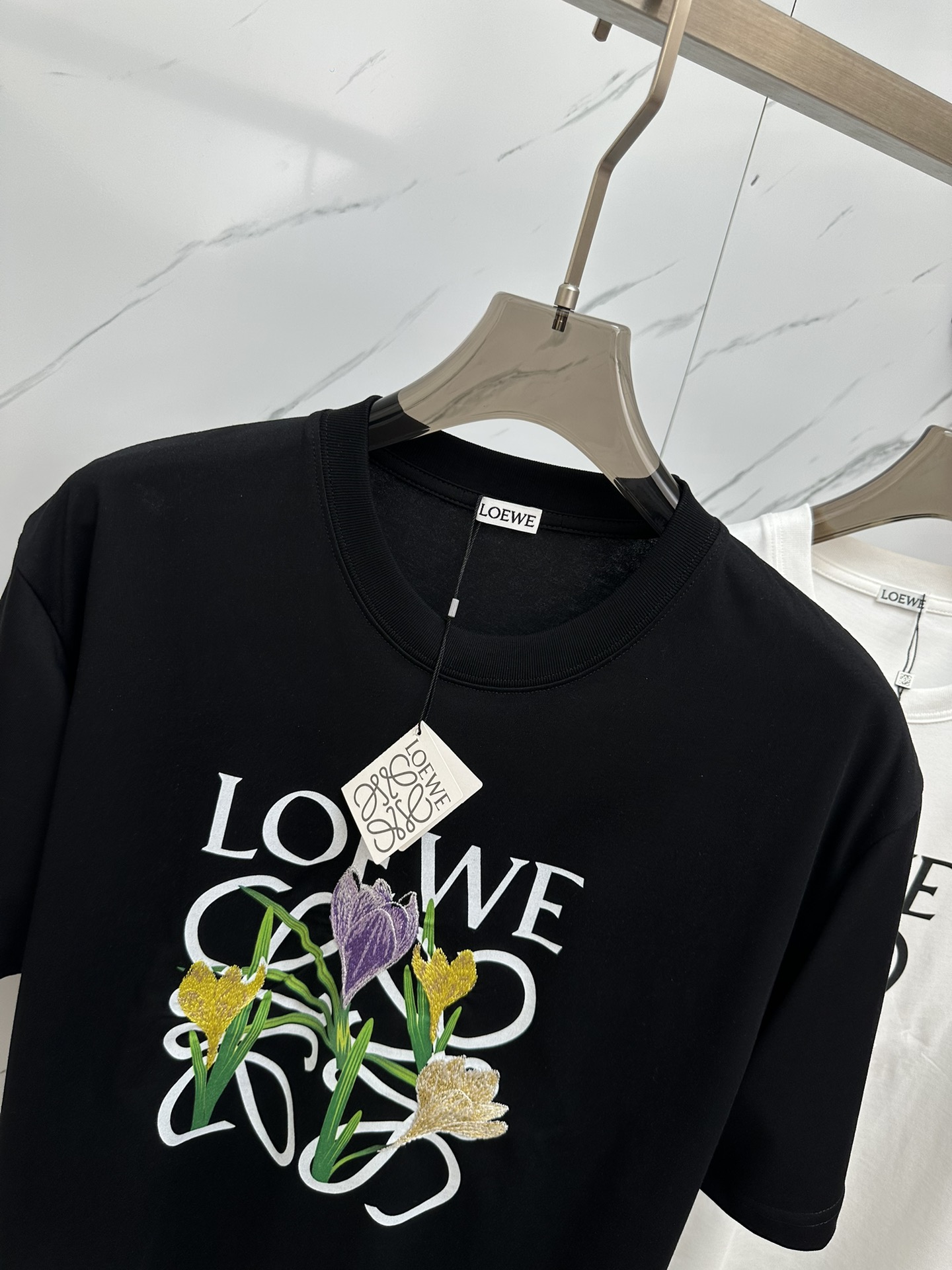 人気流行品 ロエベ tシャツ カルシファーコピー LOGO刺繍 純綿 半袖トップス ファッション 個性的 男女兼用 ブラック_2