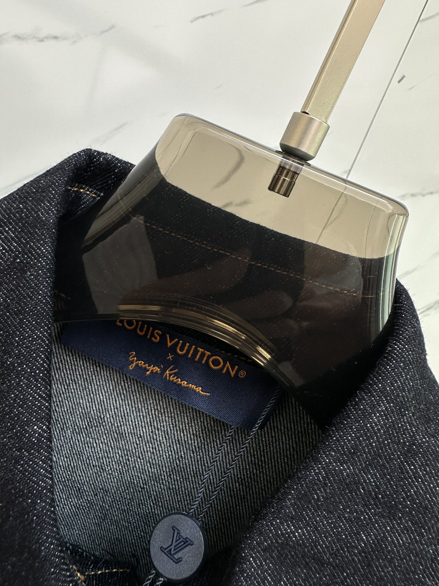 メンズ ルイヴィトンシャツコピー トップス ビジネスシャツ 100％綿 柔らかい デニム 刺繍 厚い ブラック_3