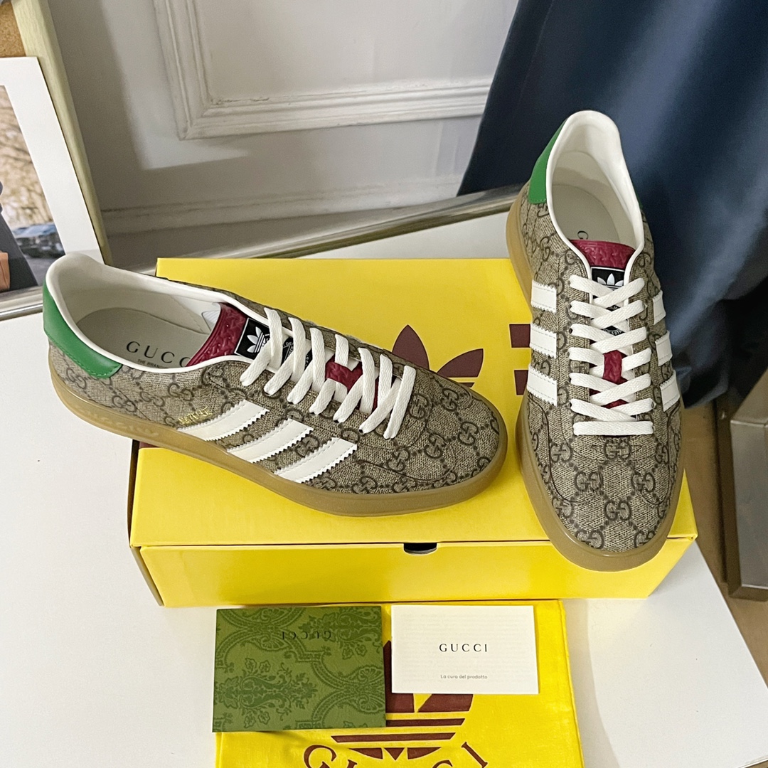 adidas gucci スニーカー激安通販 運動 adidas x Gucciコラボ ランニング カップル 防滑 カジュアル 花柄 ブラウン_2