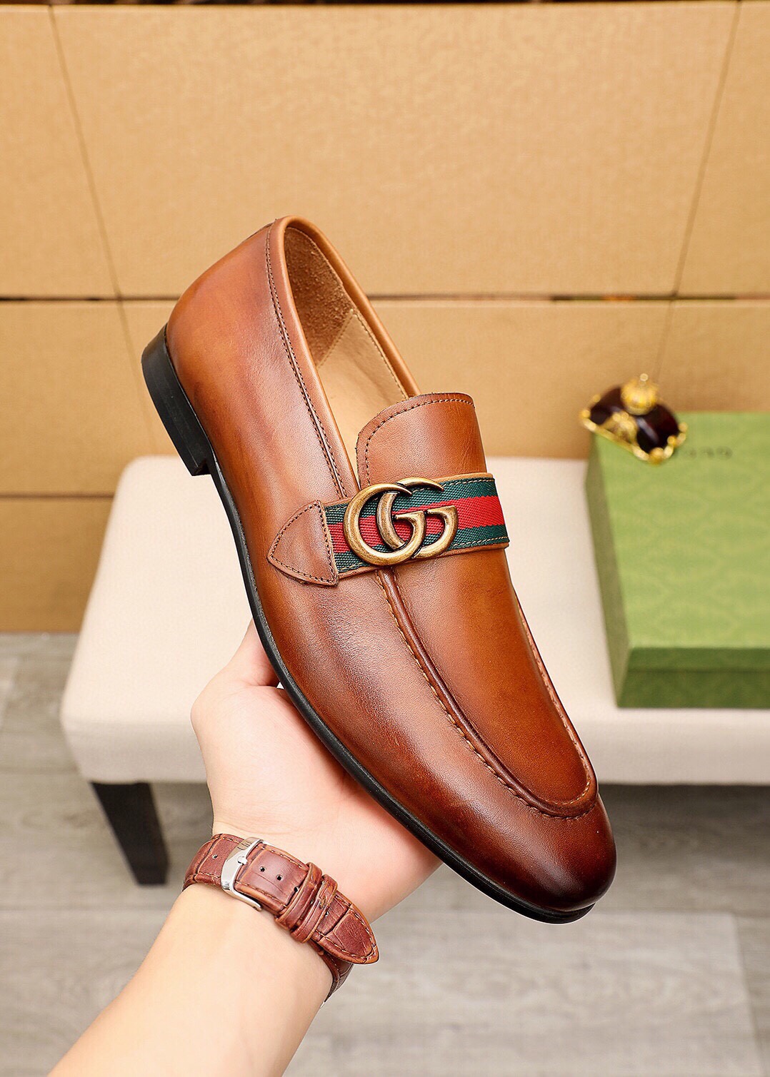 超激得の新品 gucci 革靴スーパーコピー ビジネスシューズ カジュアル 通勤 レザー 牛革 防滑 防臭 メンズ ブラウン_6