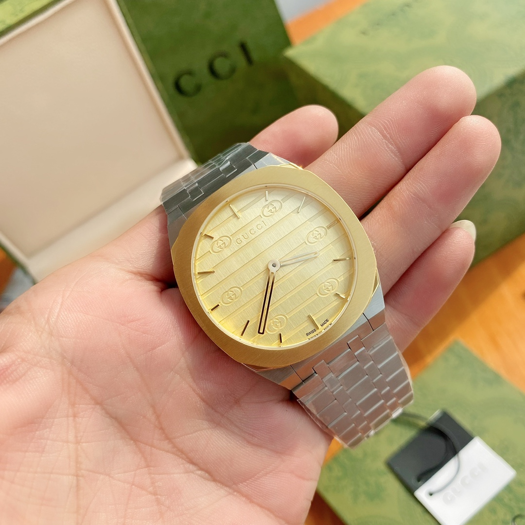 最新の2024年 gucci の 腕時計偽物 ウォッチ ファッション 薄い 防水 型番YA163405うで時計 メンズ イエロー_2