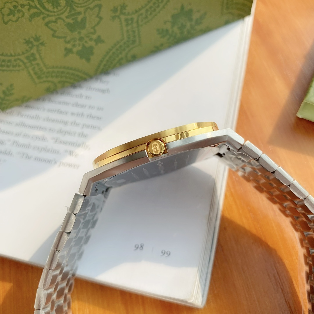 最新の2024年 gucci の 腕時計偽物 ウォッチ ファッション 薄い 防水 型番YA163405うで時計 メンズ イエロー_7