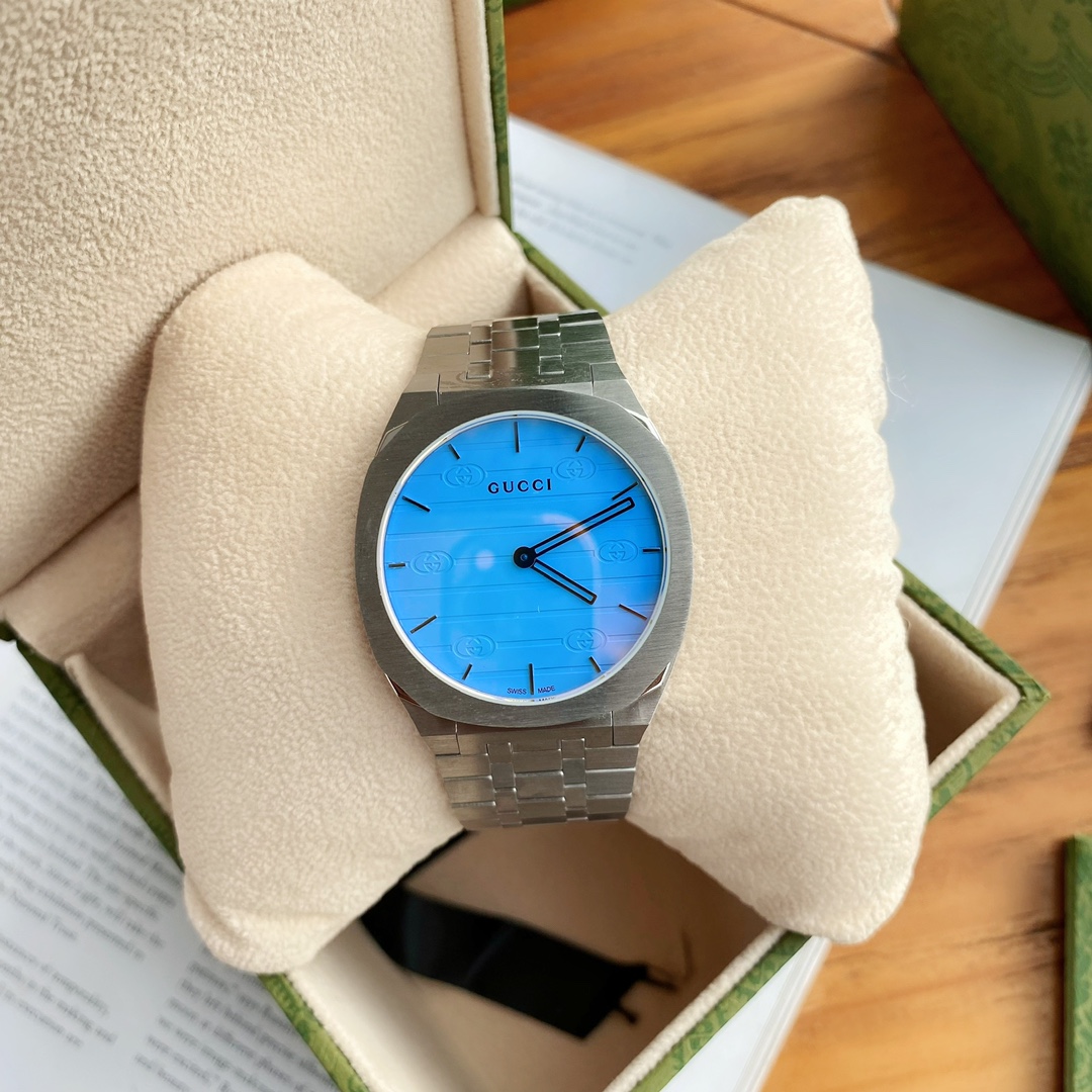 時計 グッチ メンズコピー ウォッチ カラフル 防水 うで時計 超薄い 6㎜ 空色 人気品 メンズ ブルー_3