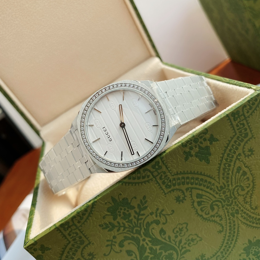 グッチ 腕時計 メンズ 中古偽物 ウォッチ 薄い 型番YA163407 スチールバンド メンズ ホワイト_6