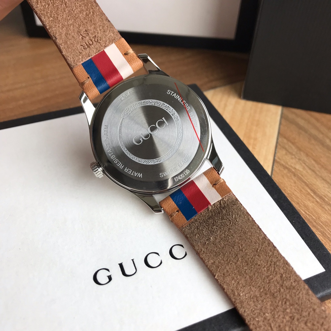 人気新作アイテム gucci 時計 値段コピー ウォッチ レザーバンド 縞模様 ファッション レディース ブラウン_5