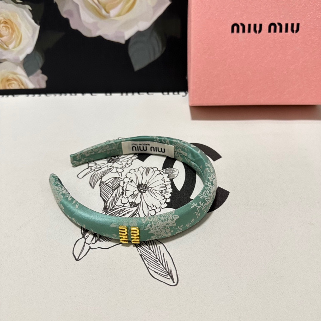 miumiuカチューシャ値段スーパーコピー 髪留め シルク ヘアバンド 少女感 中国風 刺繍 花柄 3色可選 ブルー_1