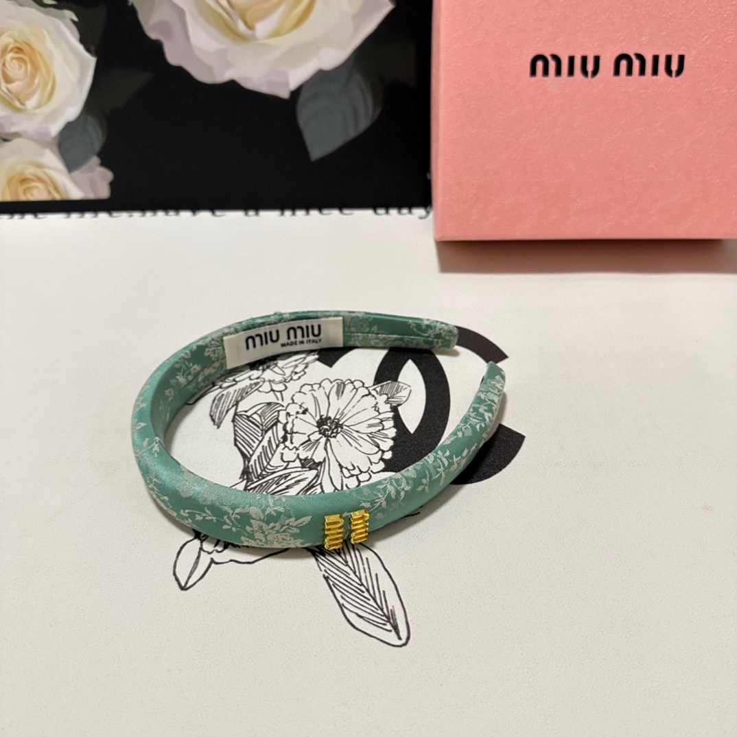 miumiuカチューシャ値段スーパーコピー 髪留め シルク ヘアバンド 少女感 中国風 刺繍 花柄 3色可選 ブルー_2