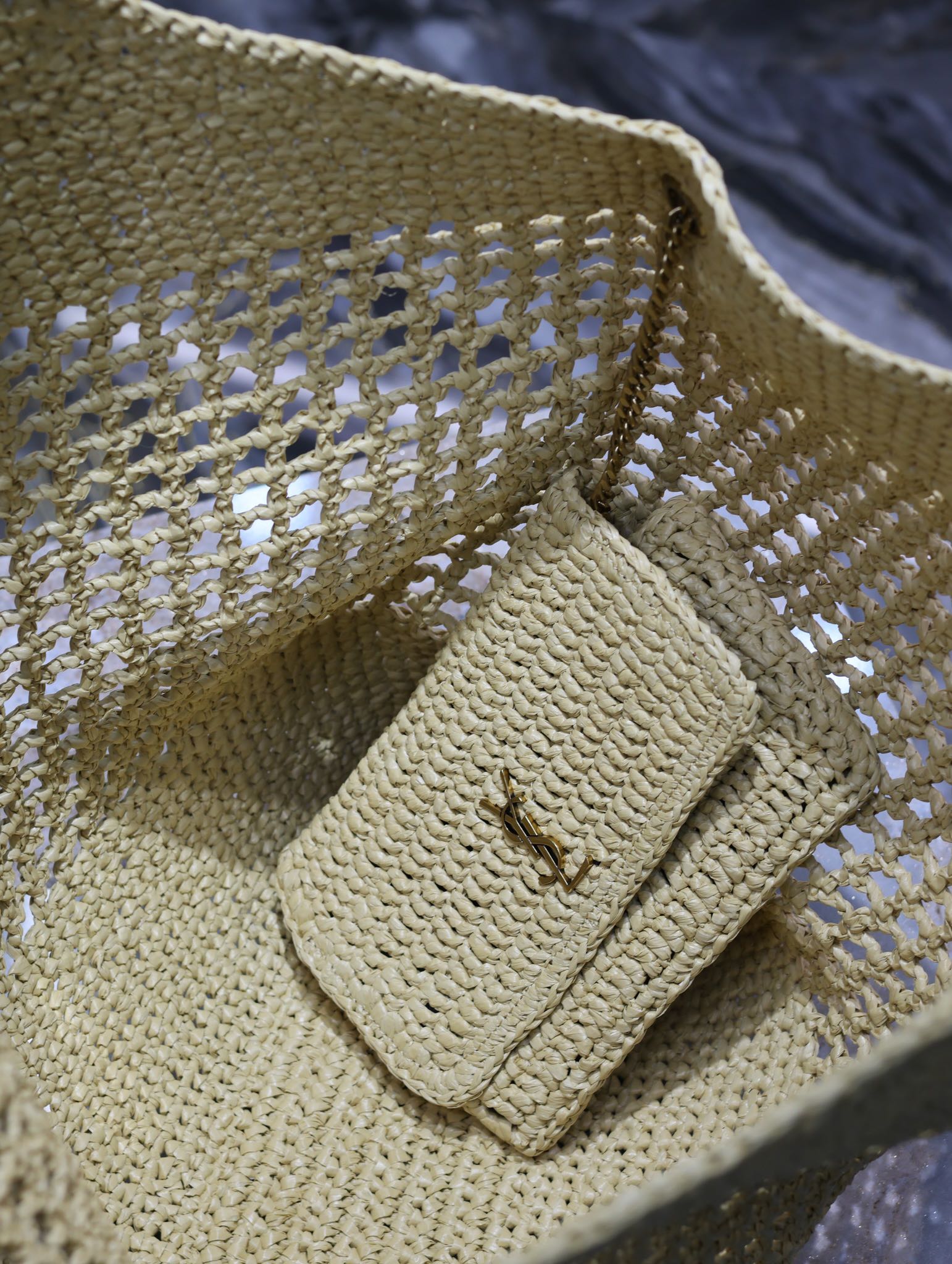 サン ローラン バッグ 人気偽物 型番698651-1 持ちバッグ 草編み 芸術感 シンプル 大容量 レディース ブラウン_6