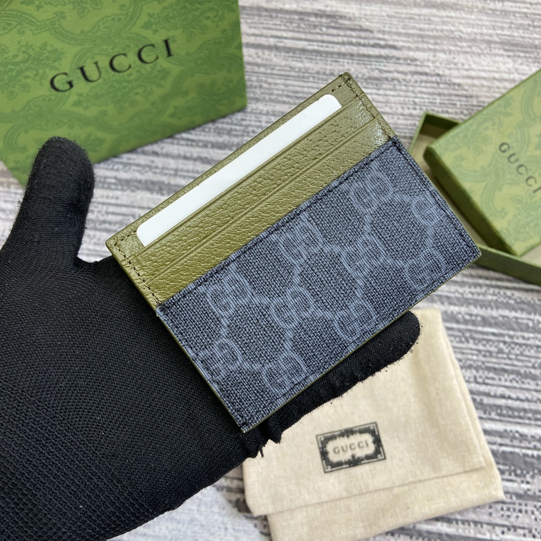 gucci の 財布Ｎ級品 コード768248 存在感がある 薄型 軽量 カードケース 青い花柄 グリーン_2