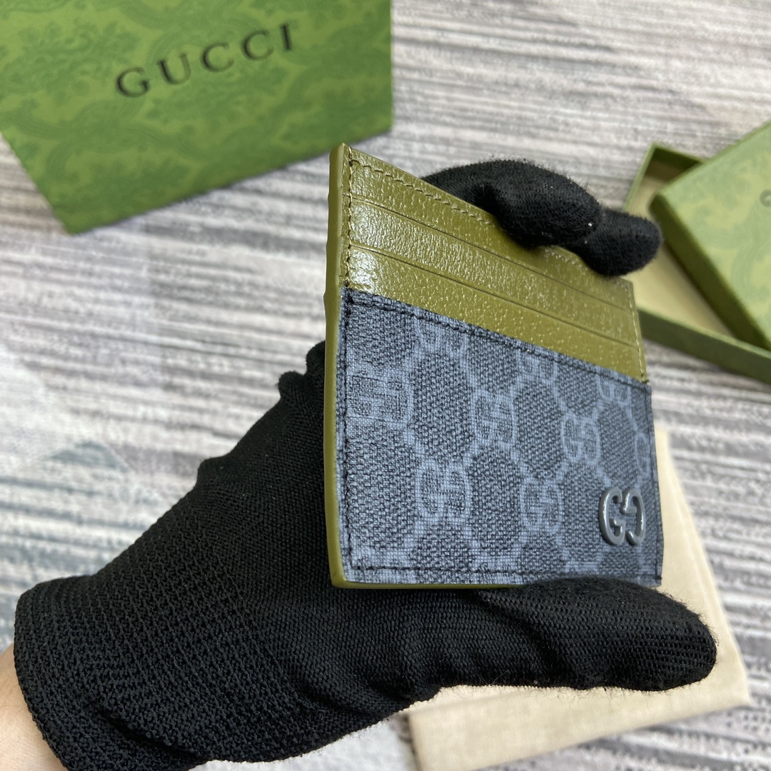 gucci の 財布Ｎ級品 コード768248 存在感がある 薄型 軽量 カードケース 青い花柄 グリーン_3