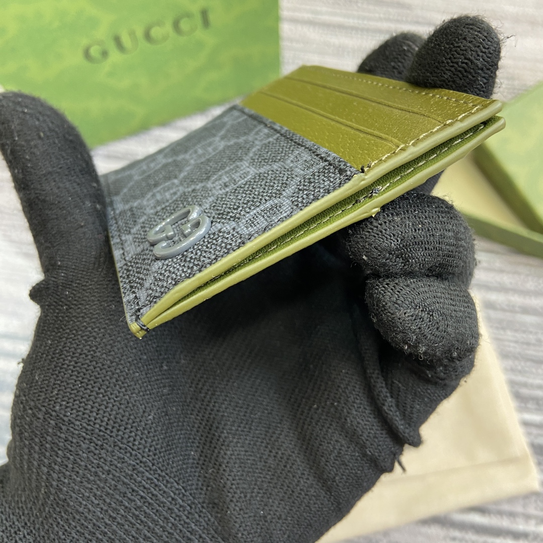 gucci の 財布Ｎ級品 コード768248 存在感がある 薄型 軽量 カードケース 青い花柄 グリーン_5